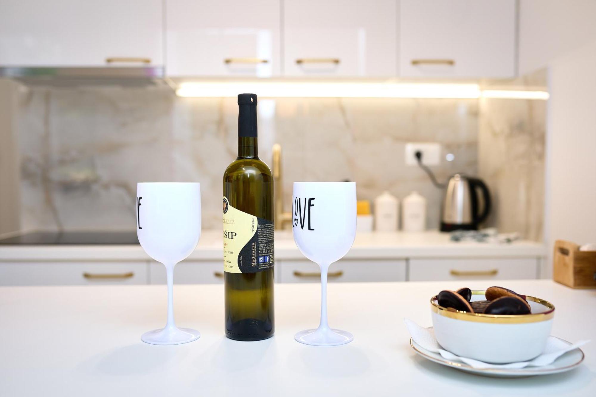 Golden Rose - Walking Distance 1 Km From Old Town Apartment Дубровник Екстериор снимка