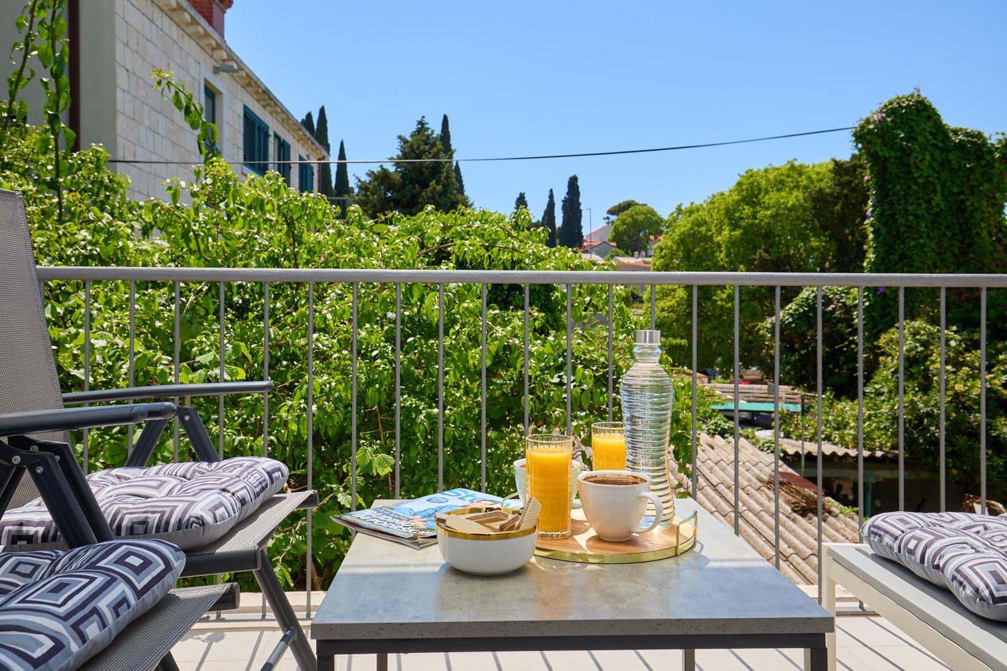 Golden Rose - Walking Distance 1 Km From Old Town Apartment Дубровник Екстериор снимка